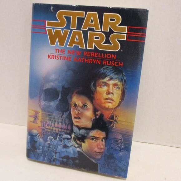 Star Wars New Rebellion Medium Black White Graphic Reading Book - Picture 1 of 7